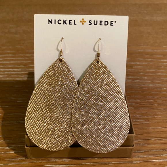 nickel & suede Jewelry - Rose gold earrings